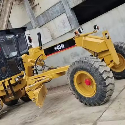 Χρησιμοποιούμενος βαθμολογητής CAT 140H 17000 KG σε καλή κατάσταση από την Ιαπωνία Αρχικό τρακτέρ