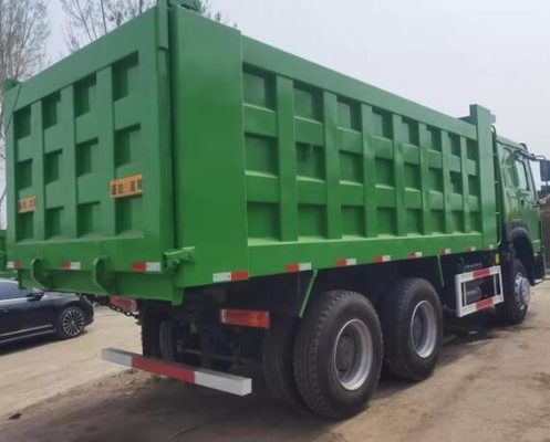 Χρησιμοποιηθέντες Howo Tippers 8x4 6x4 Dumper Dump Trucks σε καλή κατάσταση και κατάλληλο βάρος
