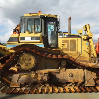 Χρησιμοποιούμενη μπουλντόζα CAT D6R σε καλή κατάσταση λειτουργίας Μέγεθος 2310*2110*2722mm