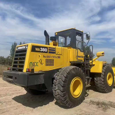 Ο κινητήρας της Komatsu SA6D114 χρησιμοποιείται από την Komatsu WA380 με 890 ώρες εργασίας