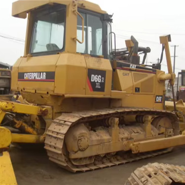 Χρησιμοποιούμενη μπουλντόζα CAT D6G D7R