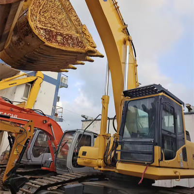 Χρησιμοποιούμενος εξορυκτής Komatsu PC450-8 με ισχύ 257KW και βάρος 45125 KG σε καλή κατάσταση