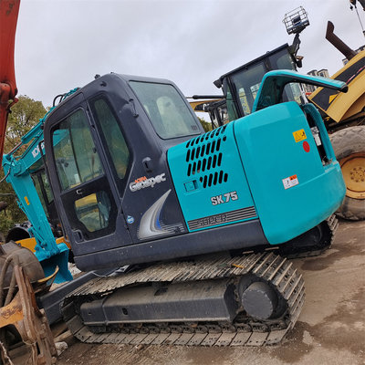 Χρησιμοποιούμενος εκσκαφέας KOBELCO SK75 Mini 0,7 χωρητικότητα κουβάς με 7000kg λειτουργικό βάρος