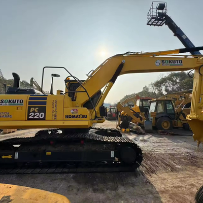 Χρησιμοποιούμενος εξορυκτής PC220-8 της Komatsu με χωρητικότητα κουβάς 1cbm και παπούτσια μεταχειρισμένου τύπου