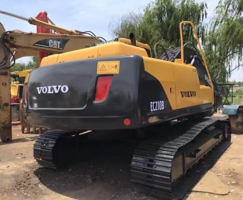 Εκσκαφέας Volvo EC210BLC με μέγιστη εμβέλεια ανασκαφής 4800 mm και πλάτος κουβάς 2100 mm