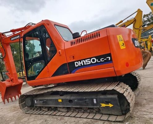 Χρησιμοποιούμενη εκσκαφέας DOOSAN DH150LC-7 με χωρητικότητα 0.75 κουβάδων και βάρος λειτουργίας 13900